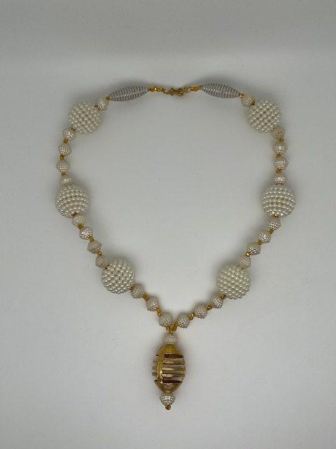 Collier ethnique Isadora blanc en perle