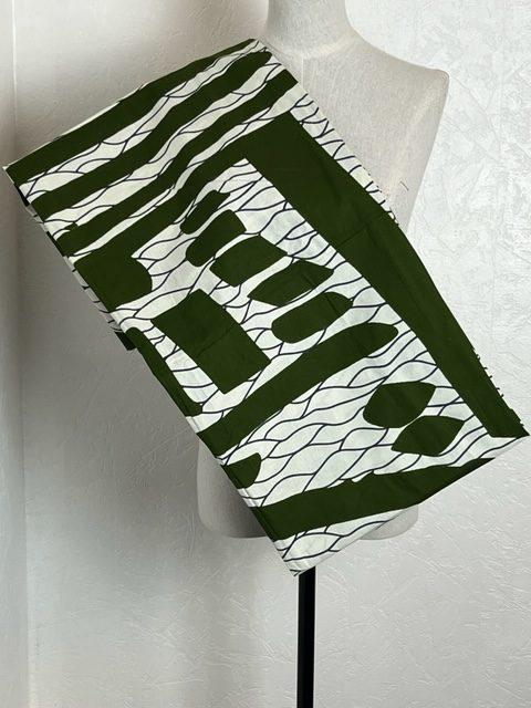 Tissu africain traditionnel Wax vert et blanc